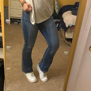 Wallflower Slight Bootcut jeans
